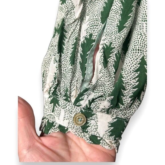Maeve Anthropologie 4 Green White Blouse Holiday Whimsical Cottagecore Flowy Top - Picture 9 of 12
